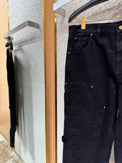 Louis Vuitton Pants