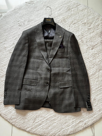 Dolce & Gabbana Suit