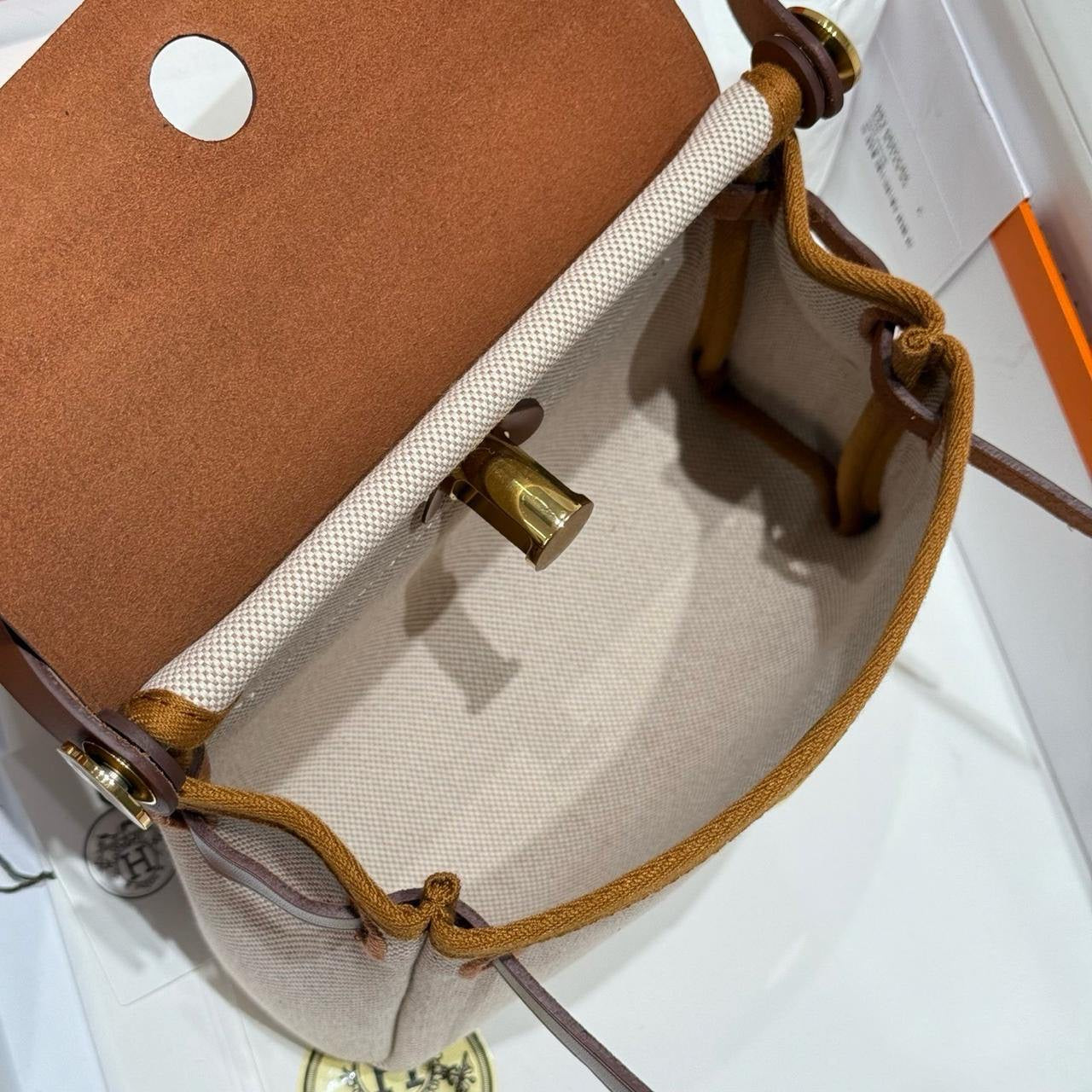 Hermes Sling Bag (VIP Quality)