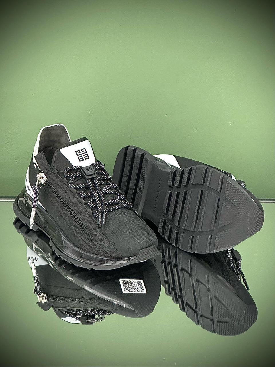 Givenchy Sneakers