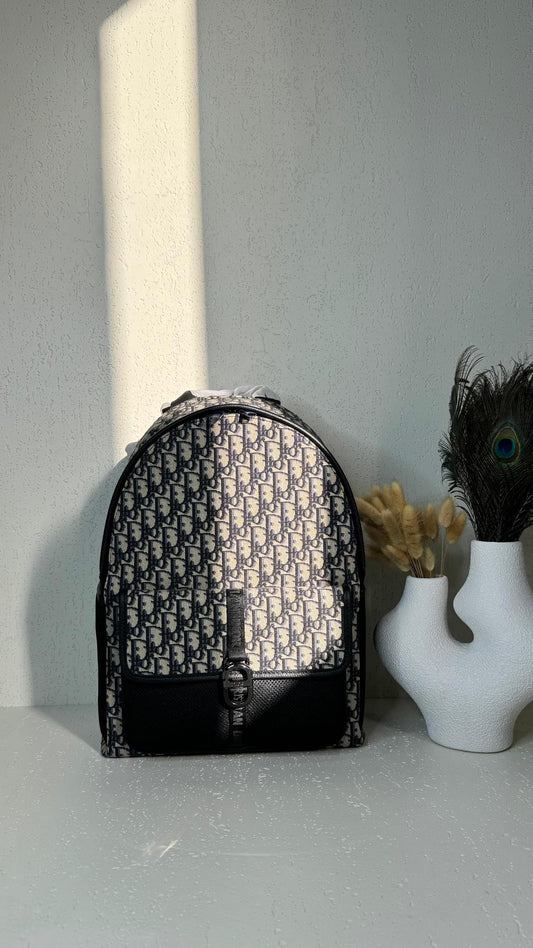 Dior Backpack (VIP Quality)