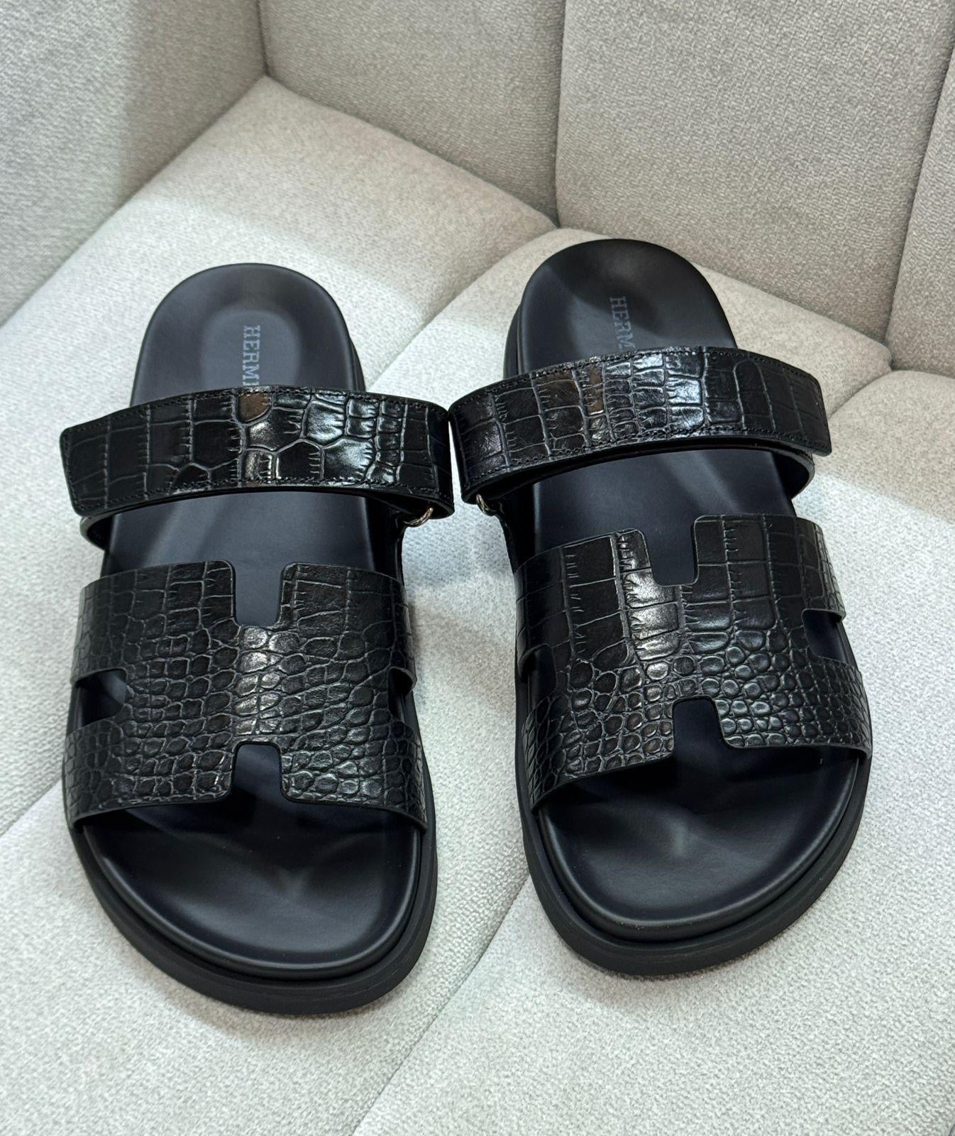 Hermes Slippers 2 colors