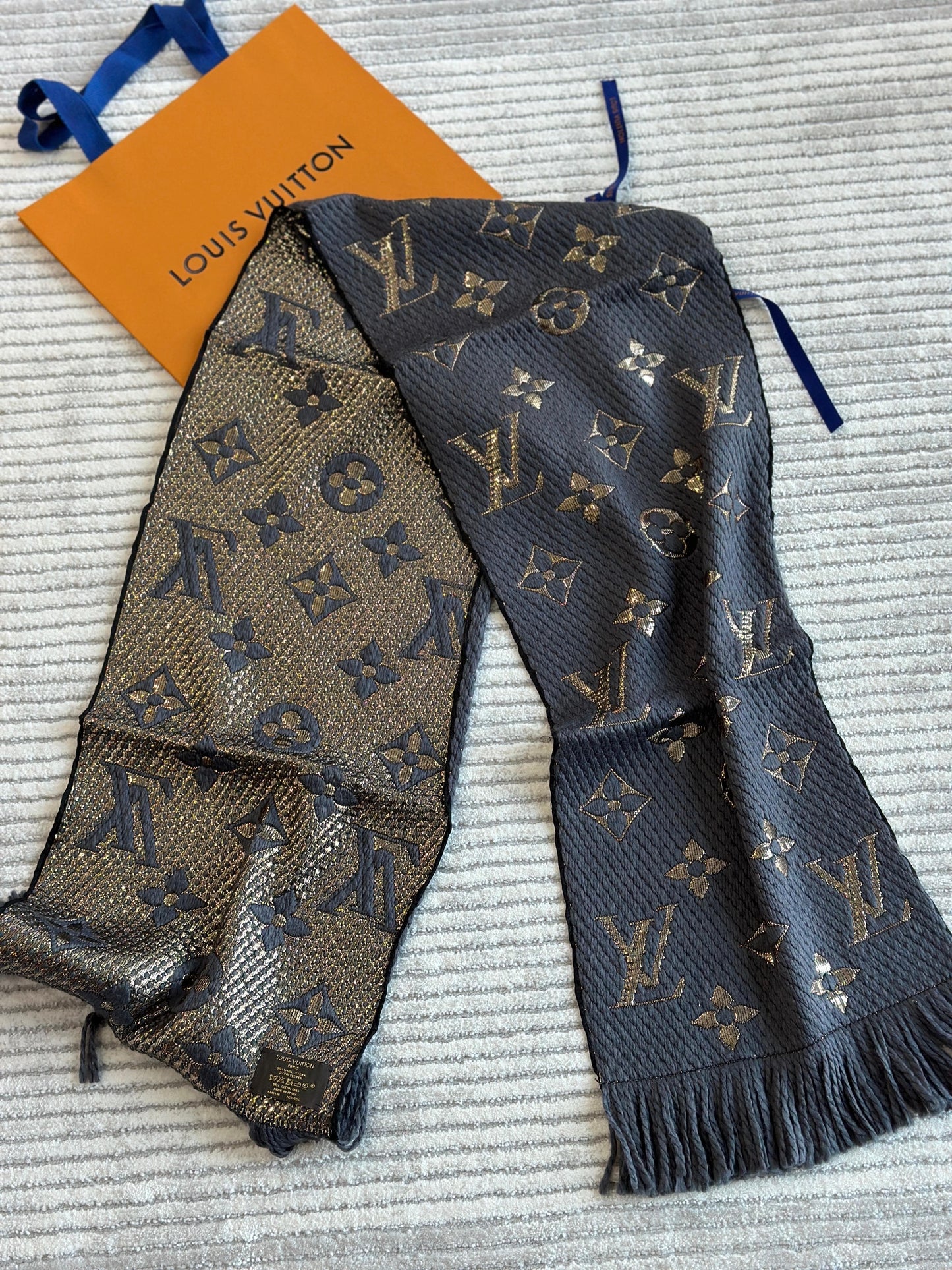 Louis Vuitton Unisex Scarf