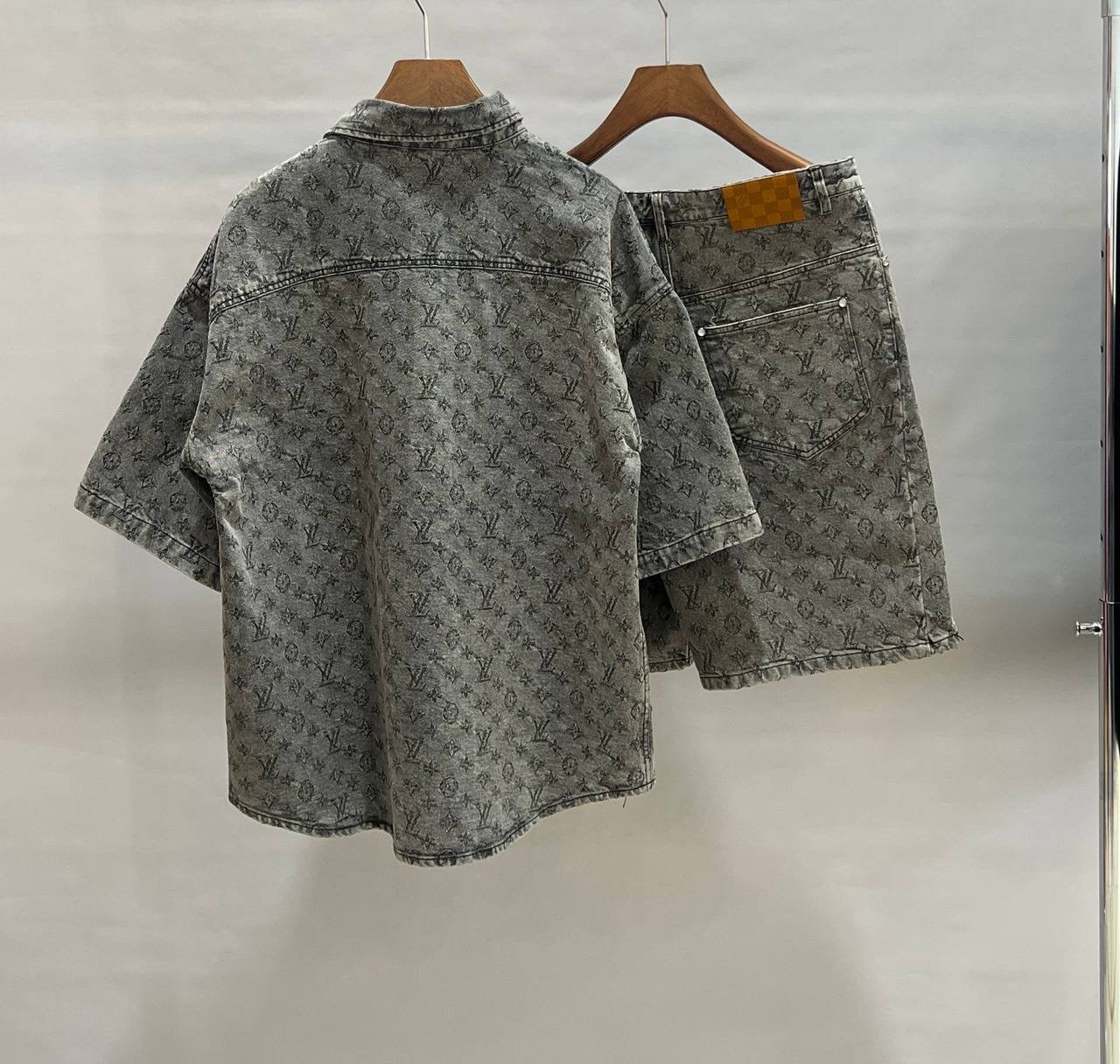 Louis Vuitton Set 2 colors