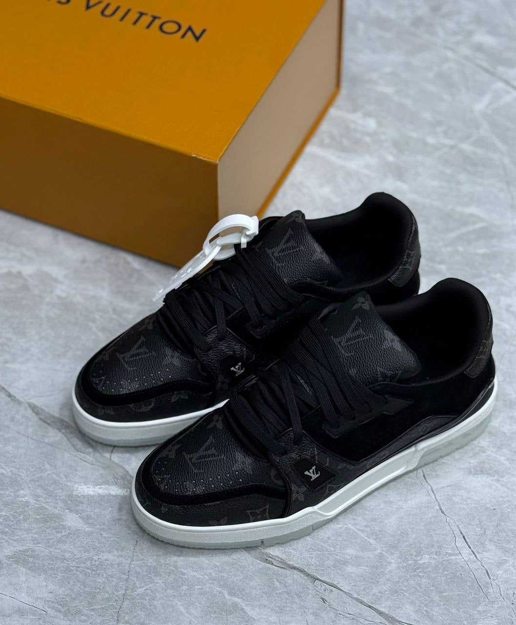Louis Vuitton Sneakers