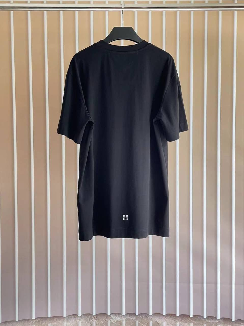 Givenchy T-shirt 2 colors