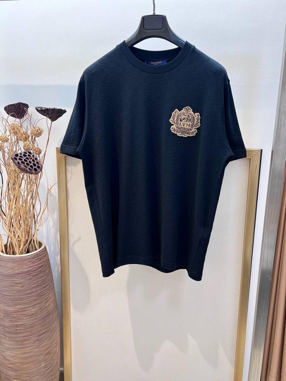 Louis Vuitton T-Shirt 2 colors