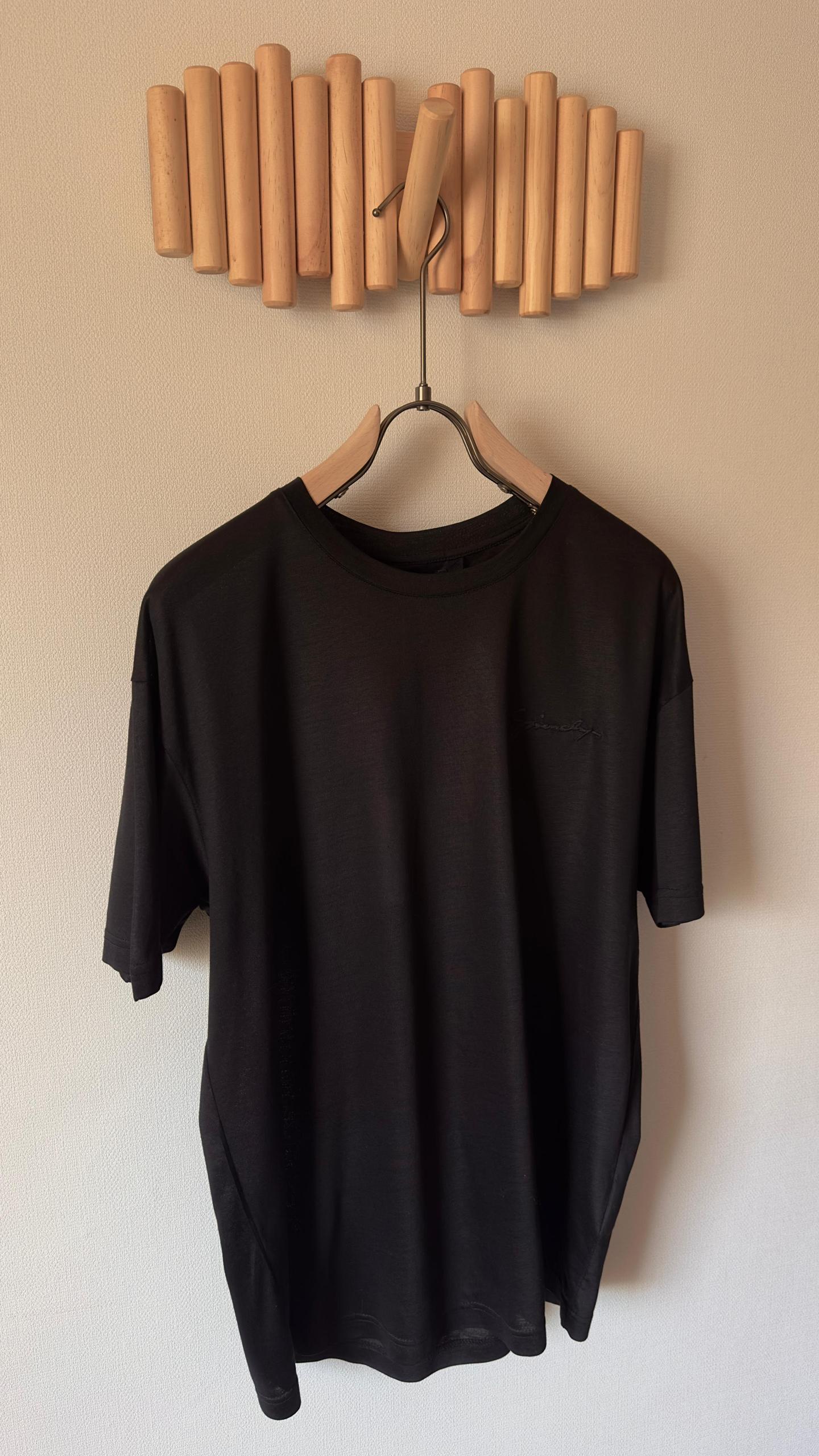Givenchy T-Shirt 2 colors