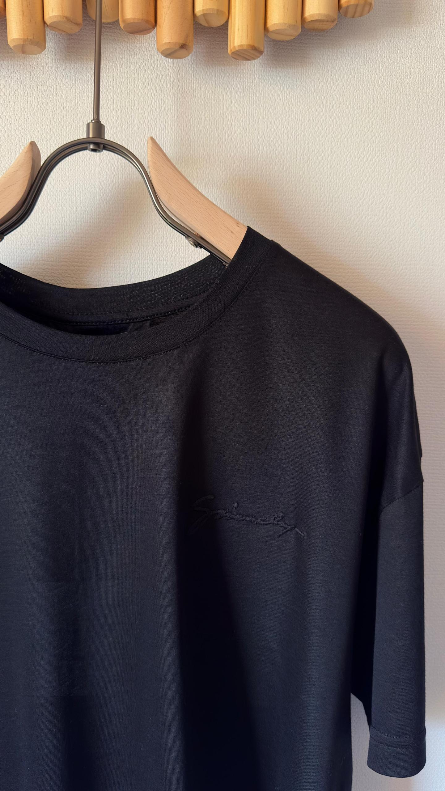 Givenchy T-Shirt 2 colors
