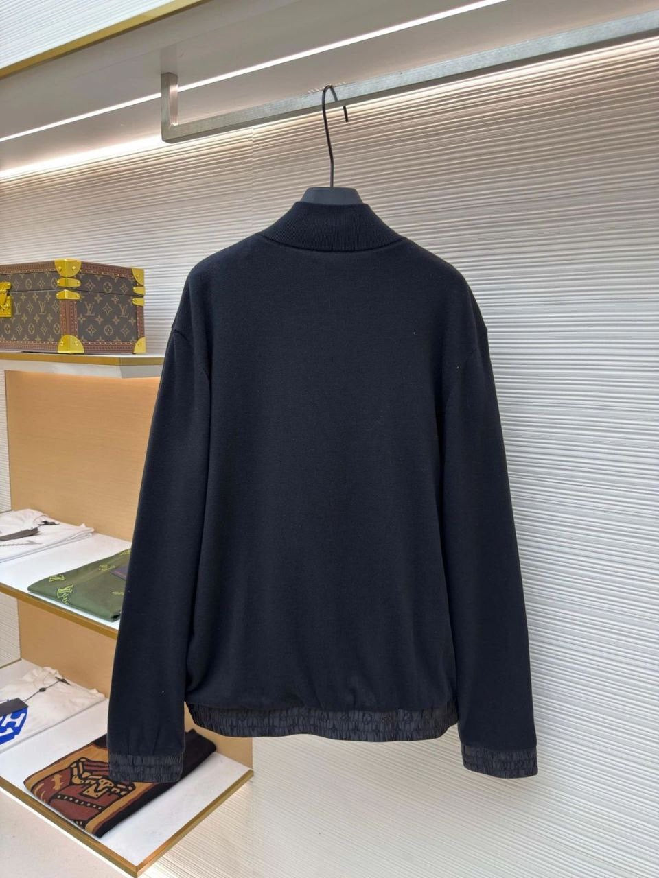 Louis Vuitton Sweatshirt