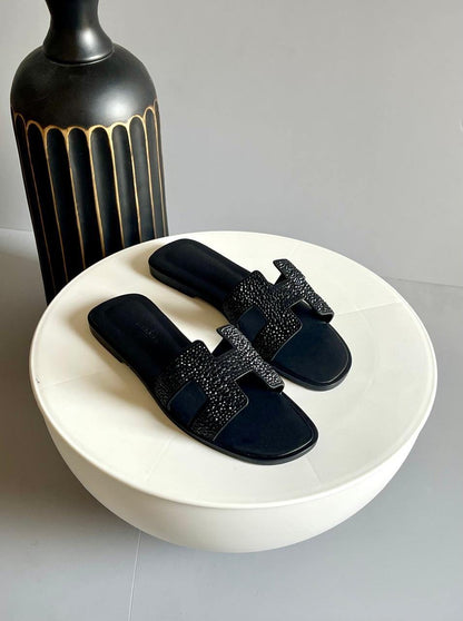 Hermes Slipper 2 colors