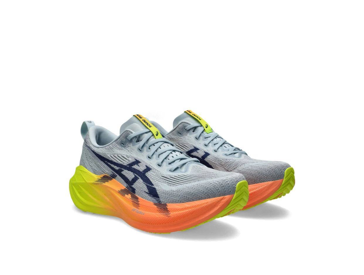 ASICS Sneakers