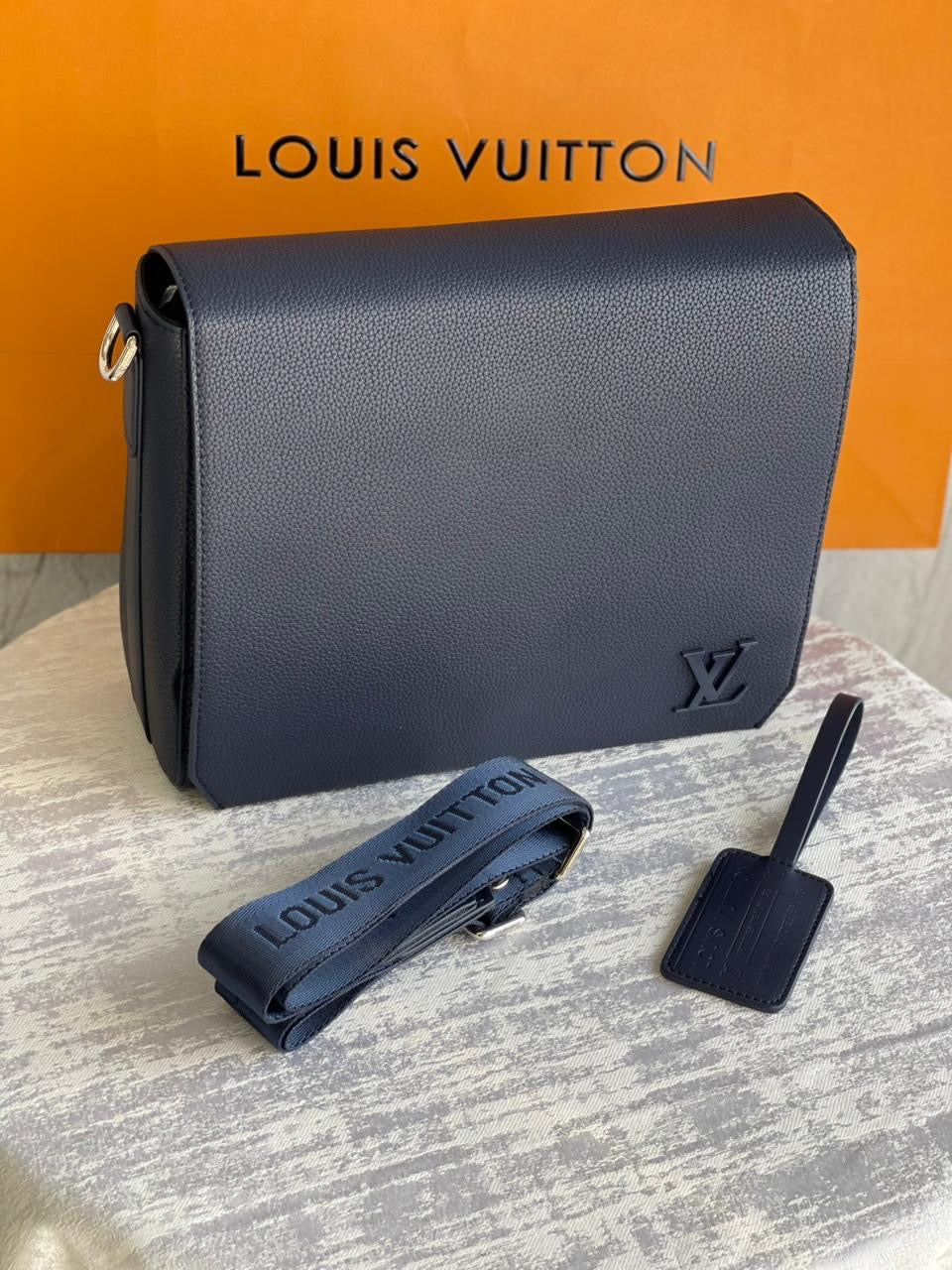 Louis Vuitton Messenger Bag