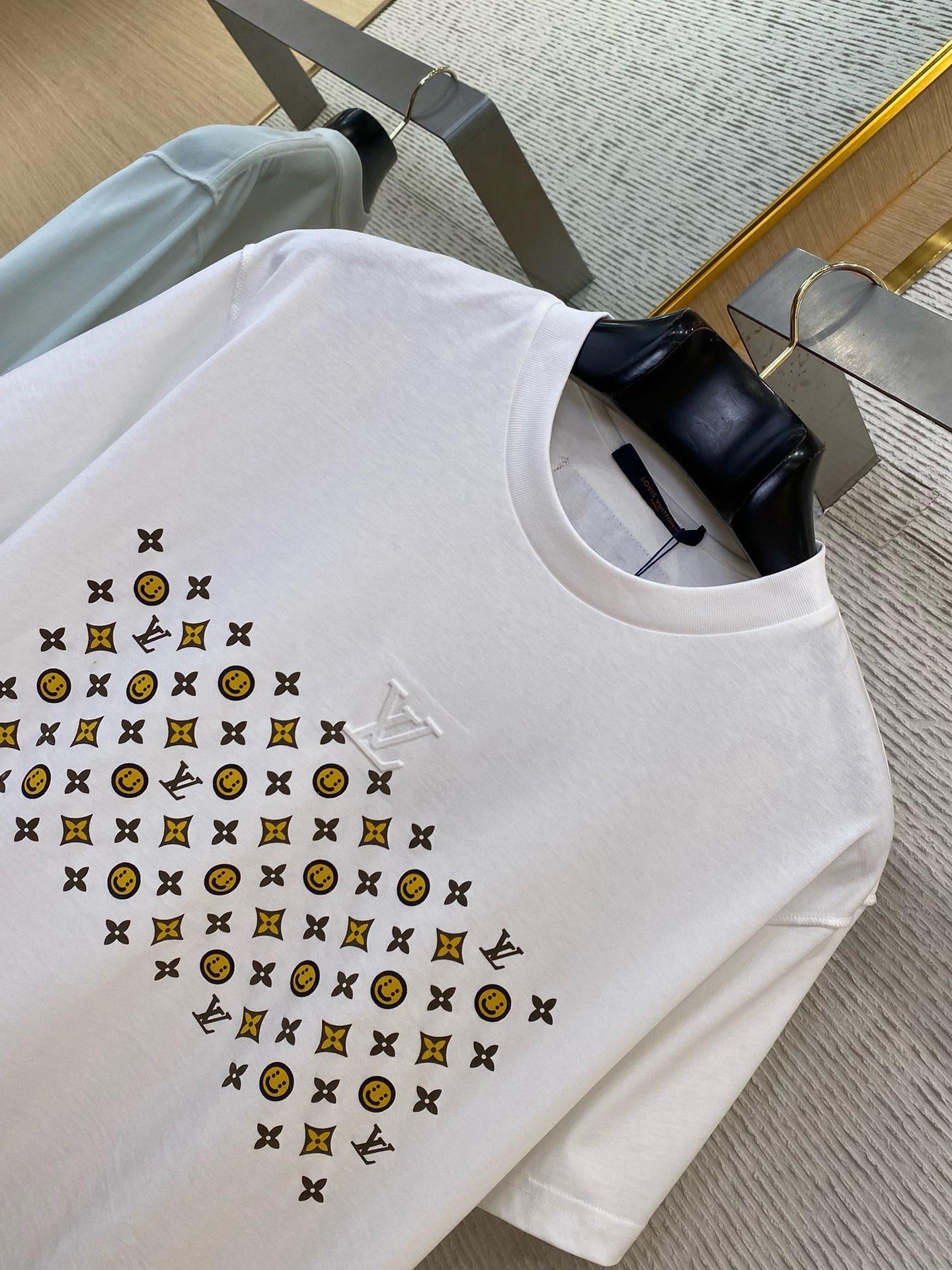 Louis Vuitton T-Shirt