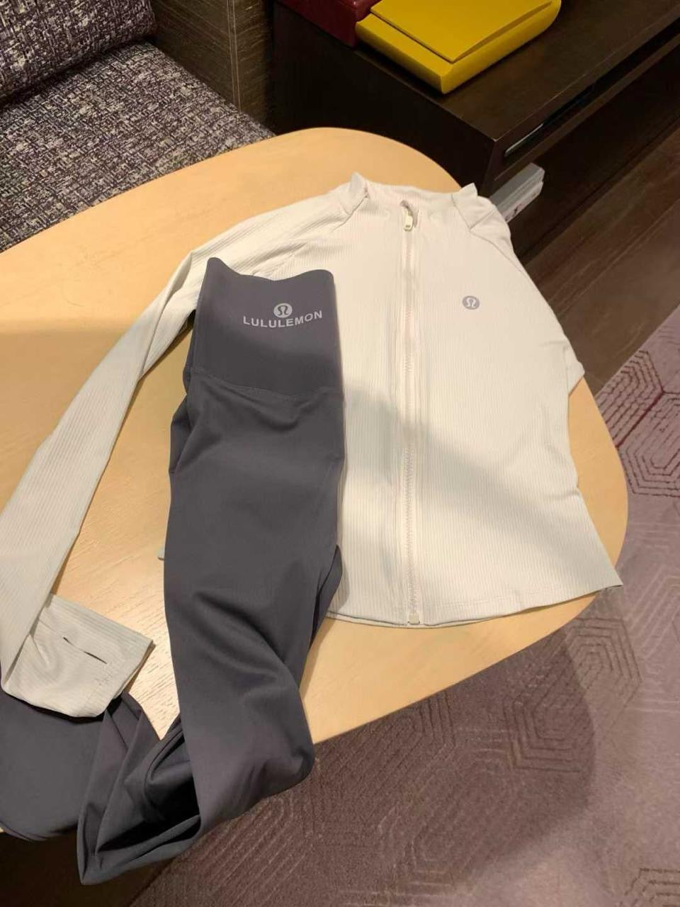 Lululemon Set 2 colors