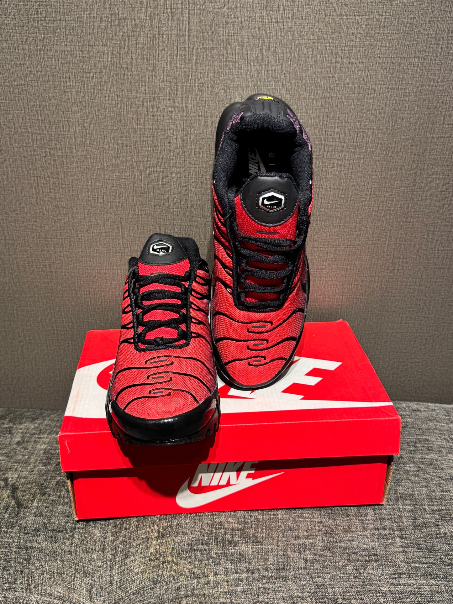 Nike Air Max TN Red Black