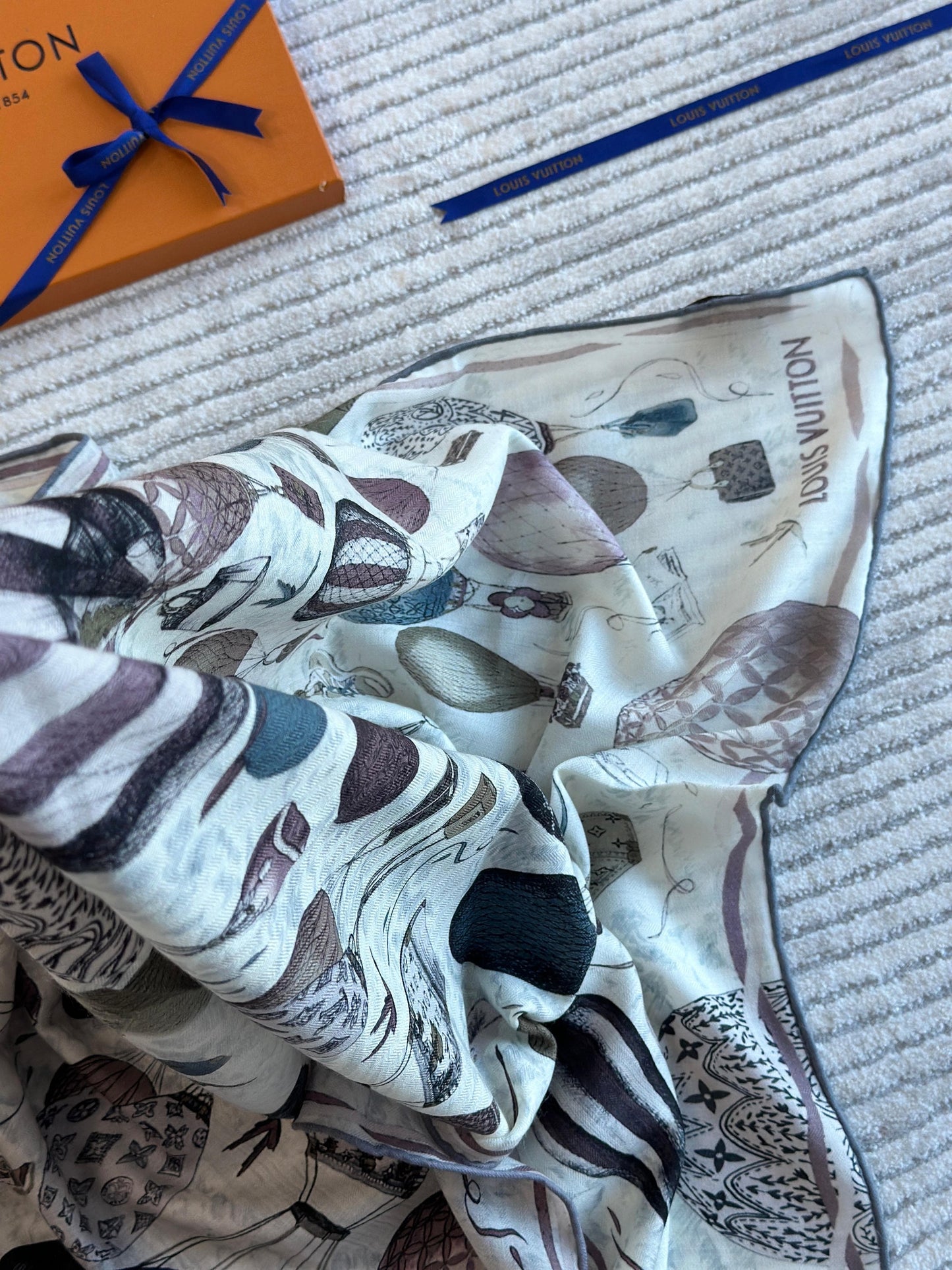 Louis Vuitton Silk Scarf 5 colors