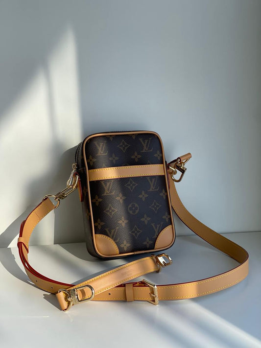 Louis Vuitton Messenger Bag (VIP Quality)