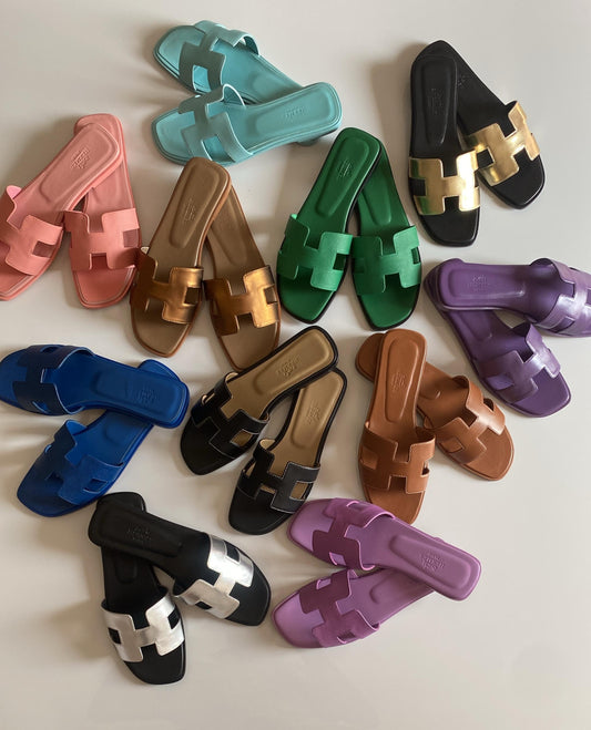 HERMES Female SLIPPERS