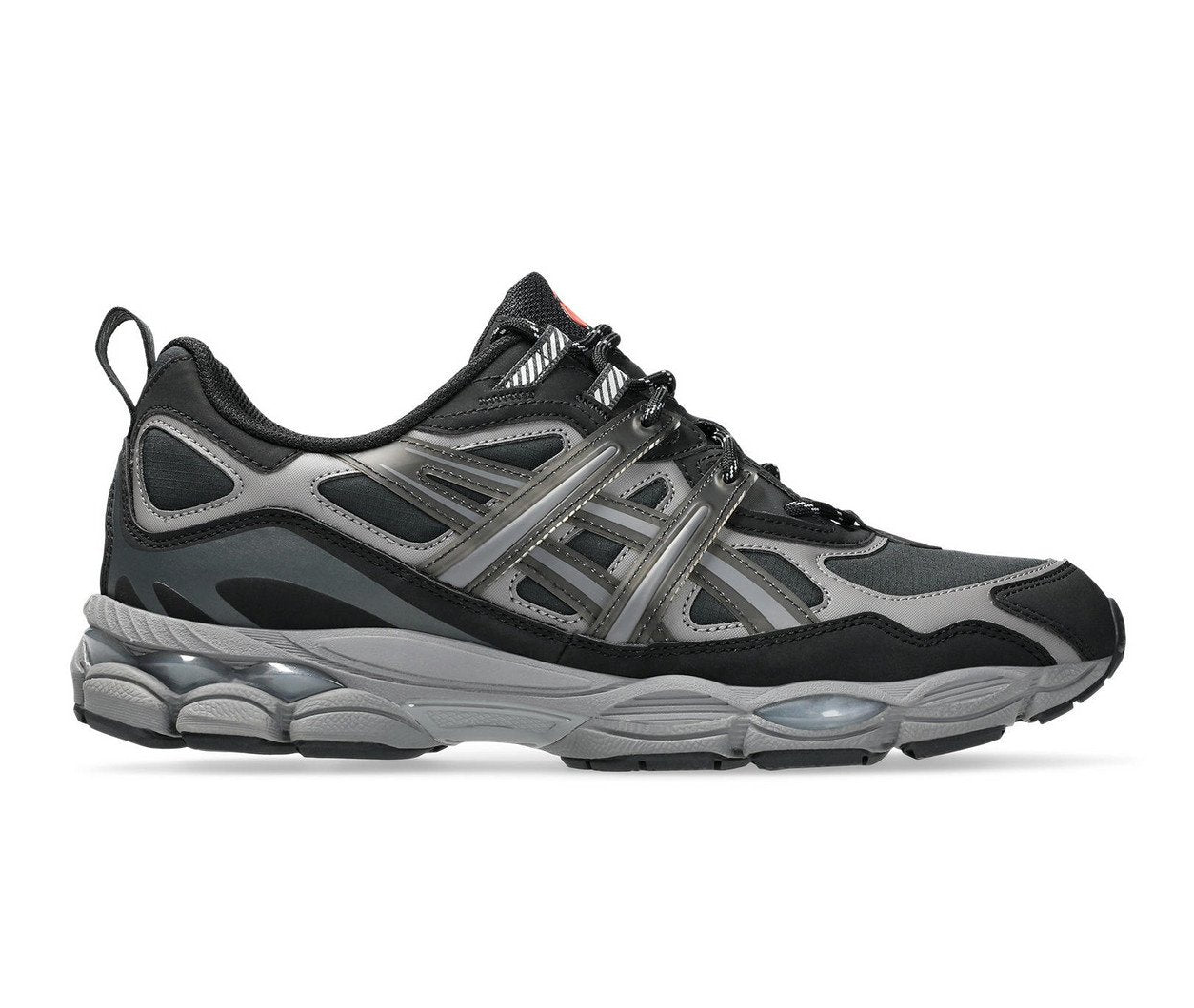 ASICS Sneakers