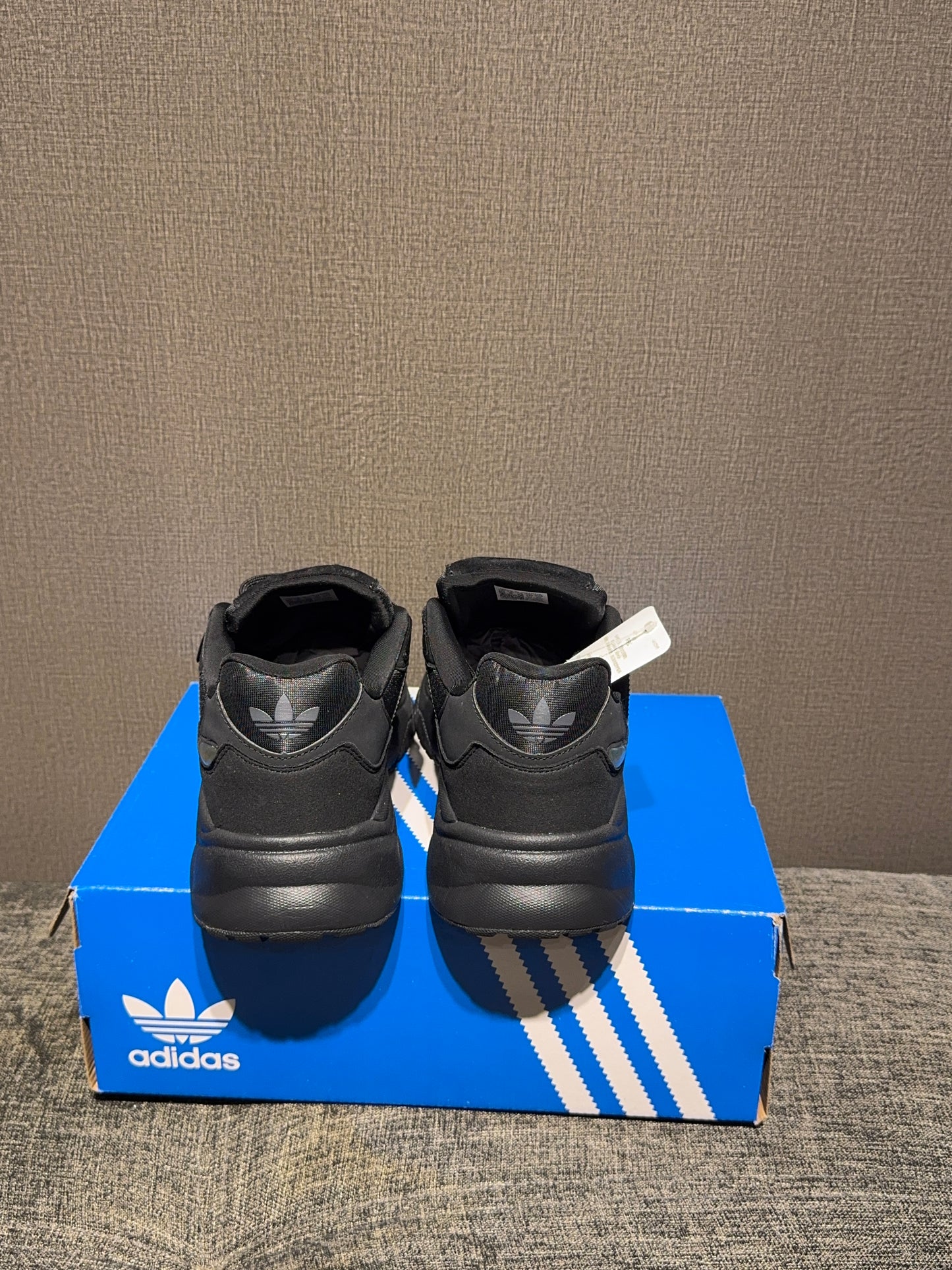 Adidas Retropy F90