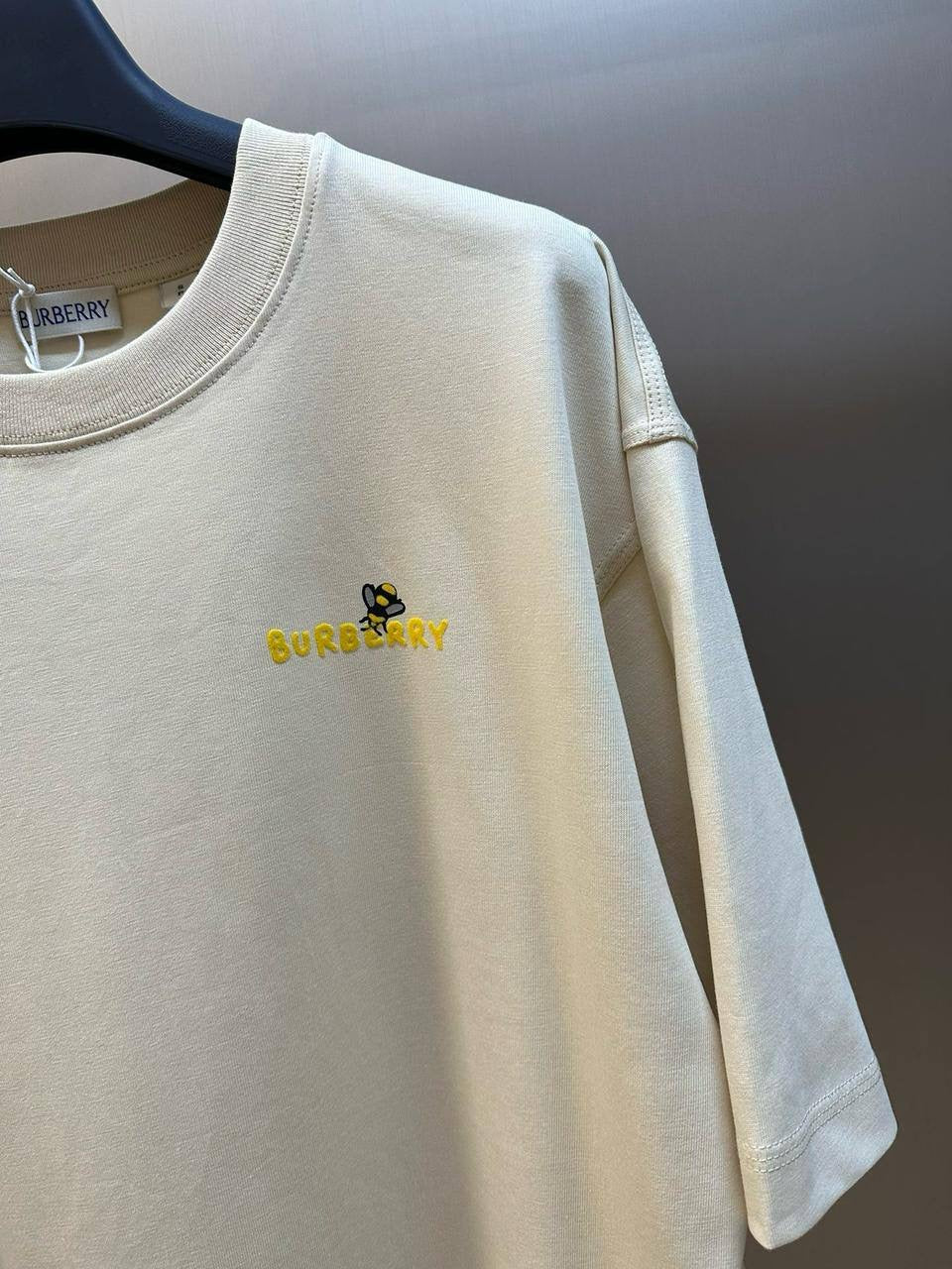 Burberry T-Shirt