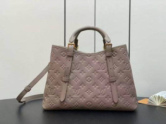 Louis Vuitton Tote Bag (VIP Quality)