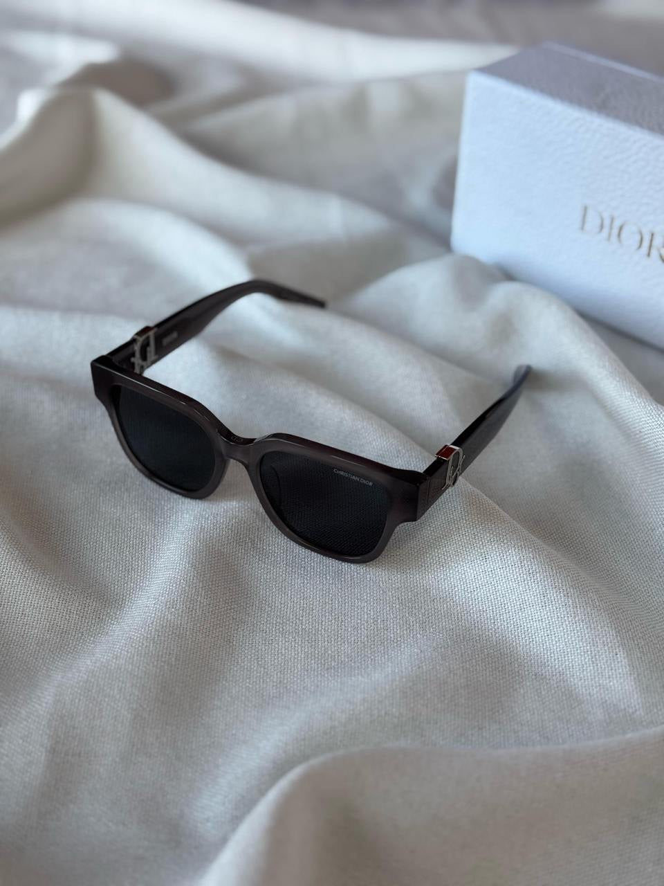 Dior Sunglasses 2 colors