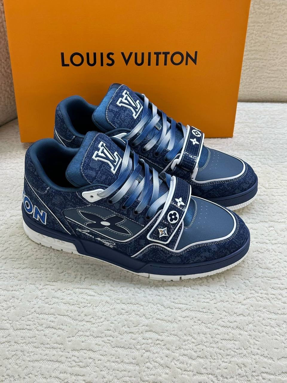 Louis Vuitton Sneakers