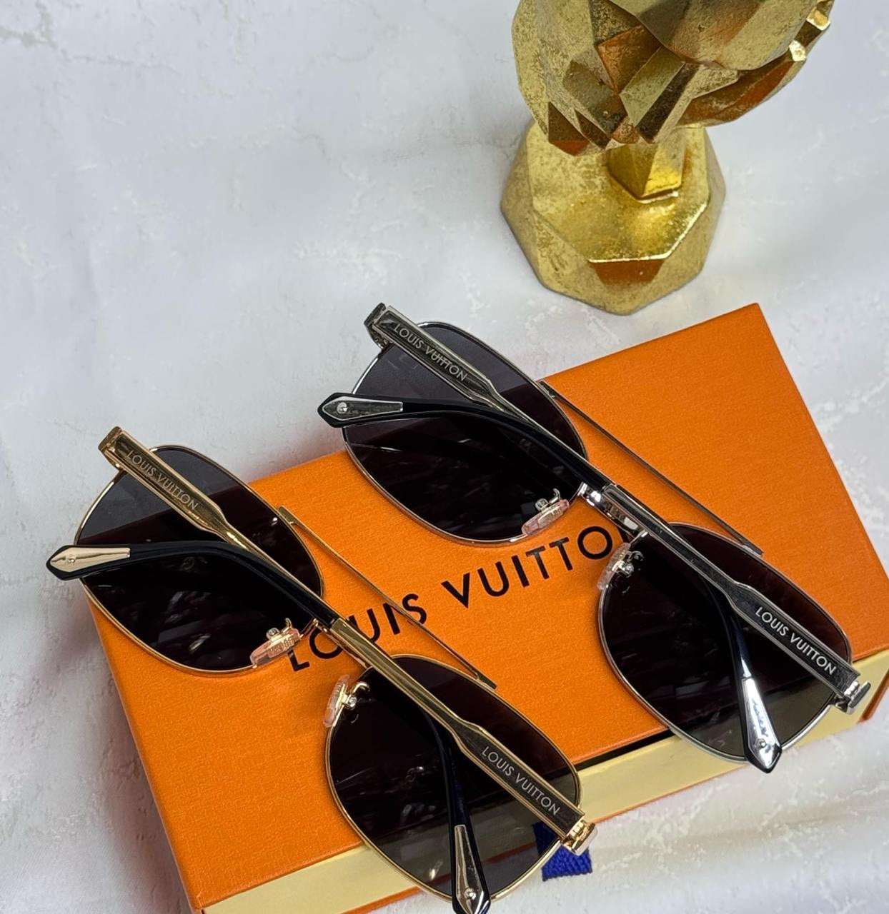 Louis Vuitton Sunglasses 2 colors