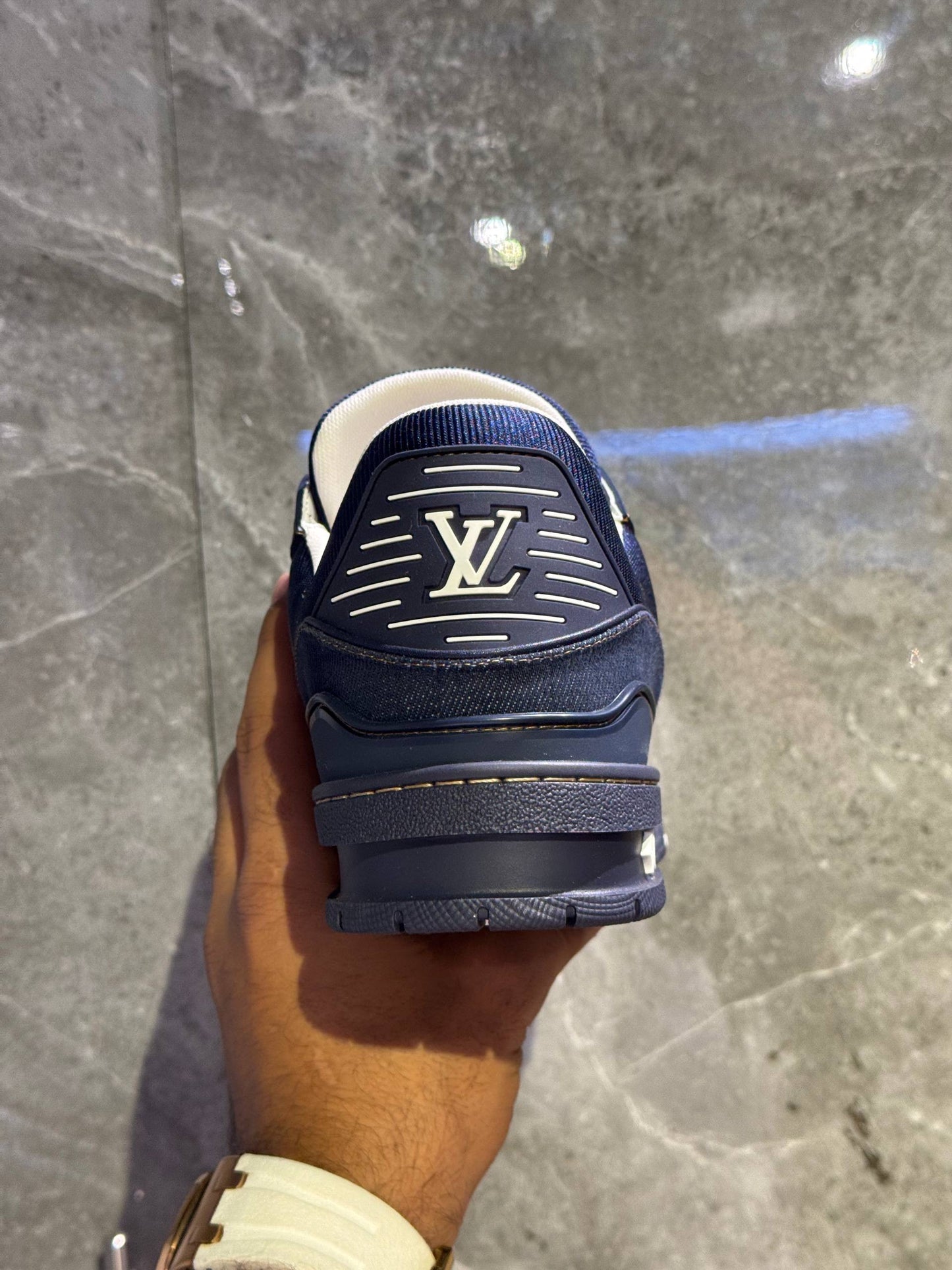 Louis Vuitton Sneakers