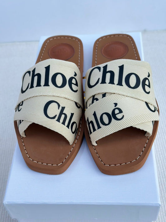 CHLOÈ Female Slippers