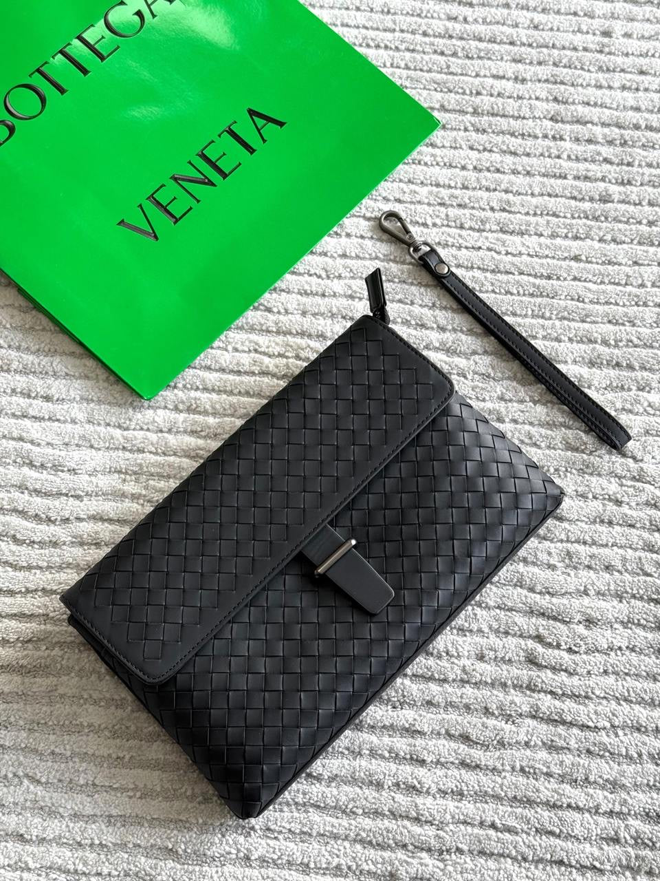Bottega Clutch