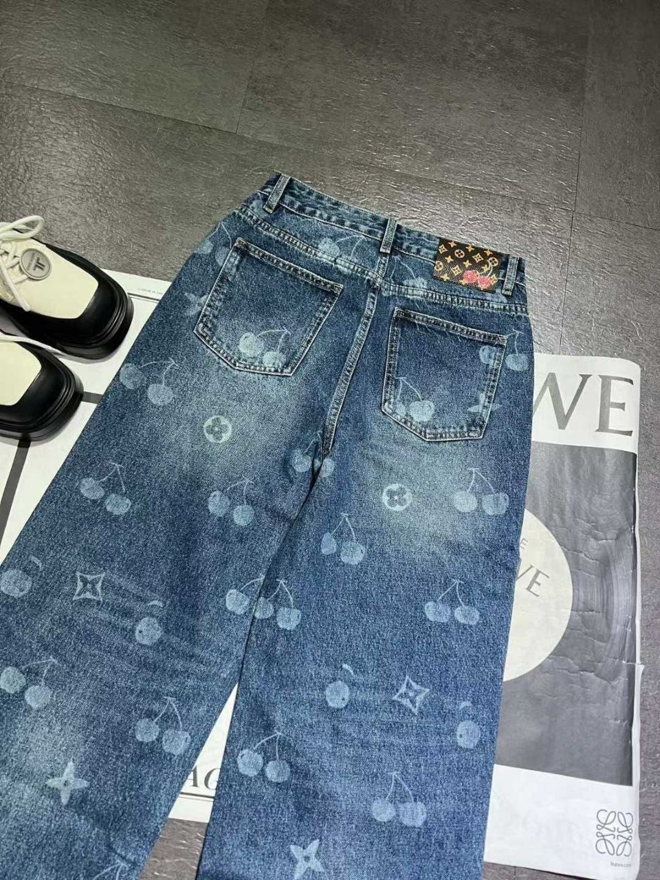 Louis Vuitton Pants