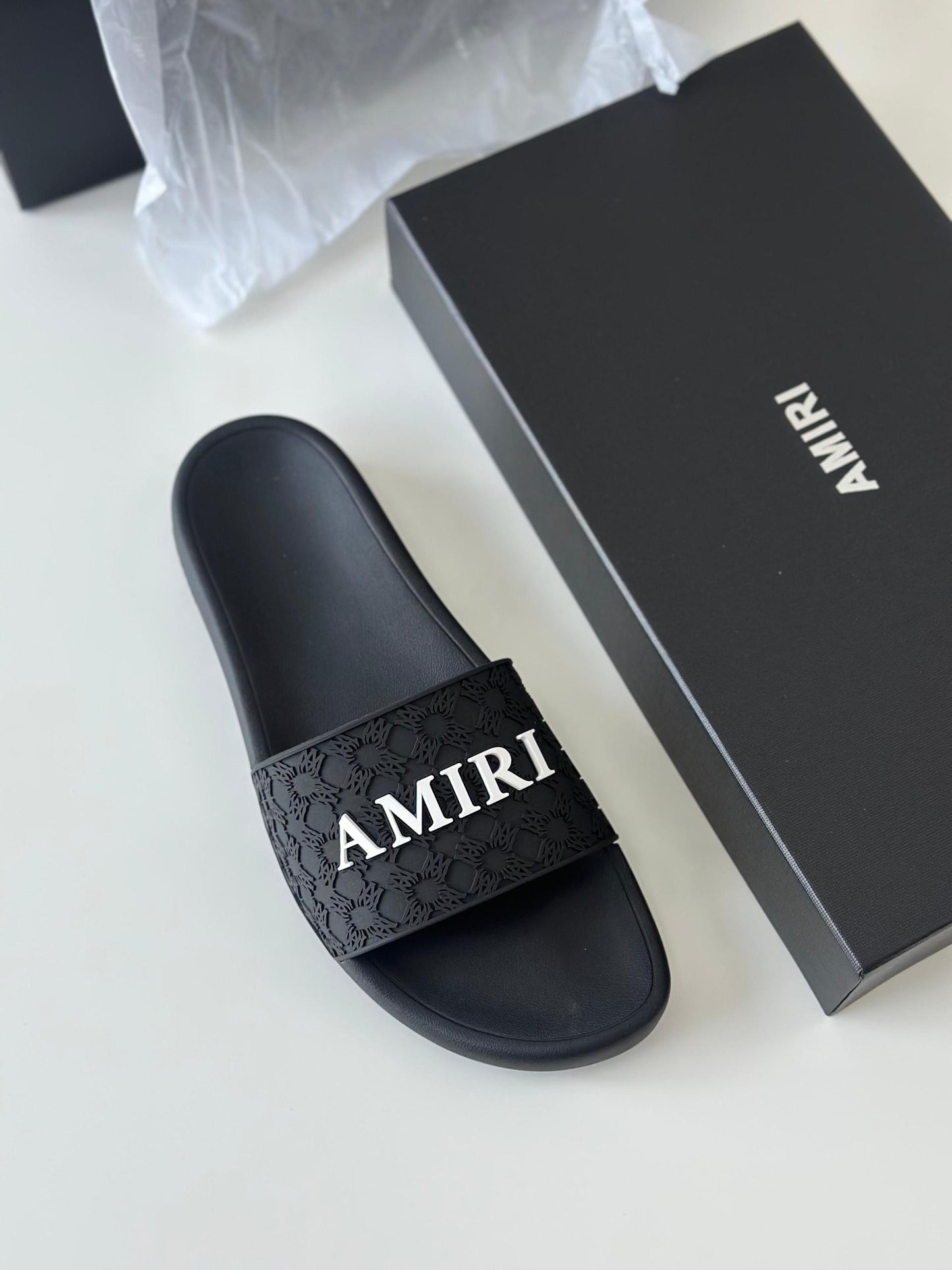 Amiri Slippers 2 colors