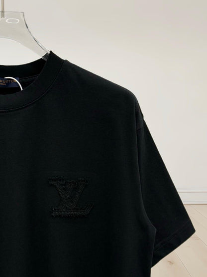 Louis Vuitton T-Shirt 2 colors