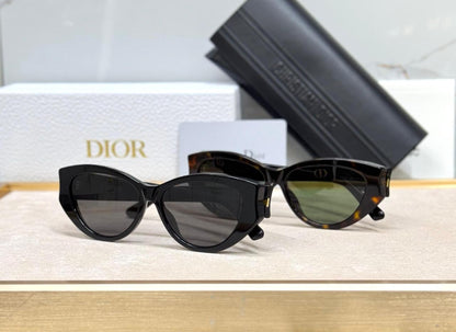 Dior Sunglasses 2 colors