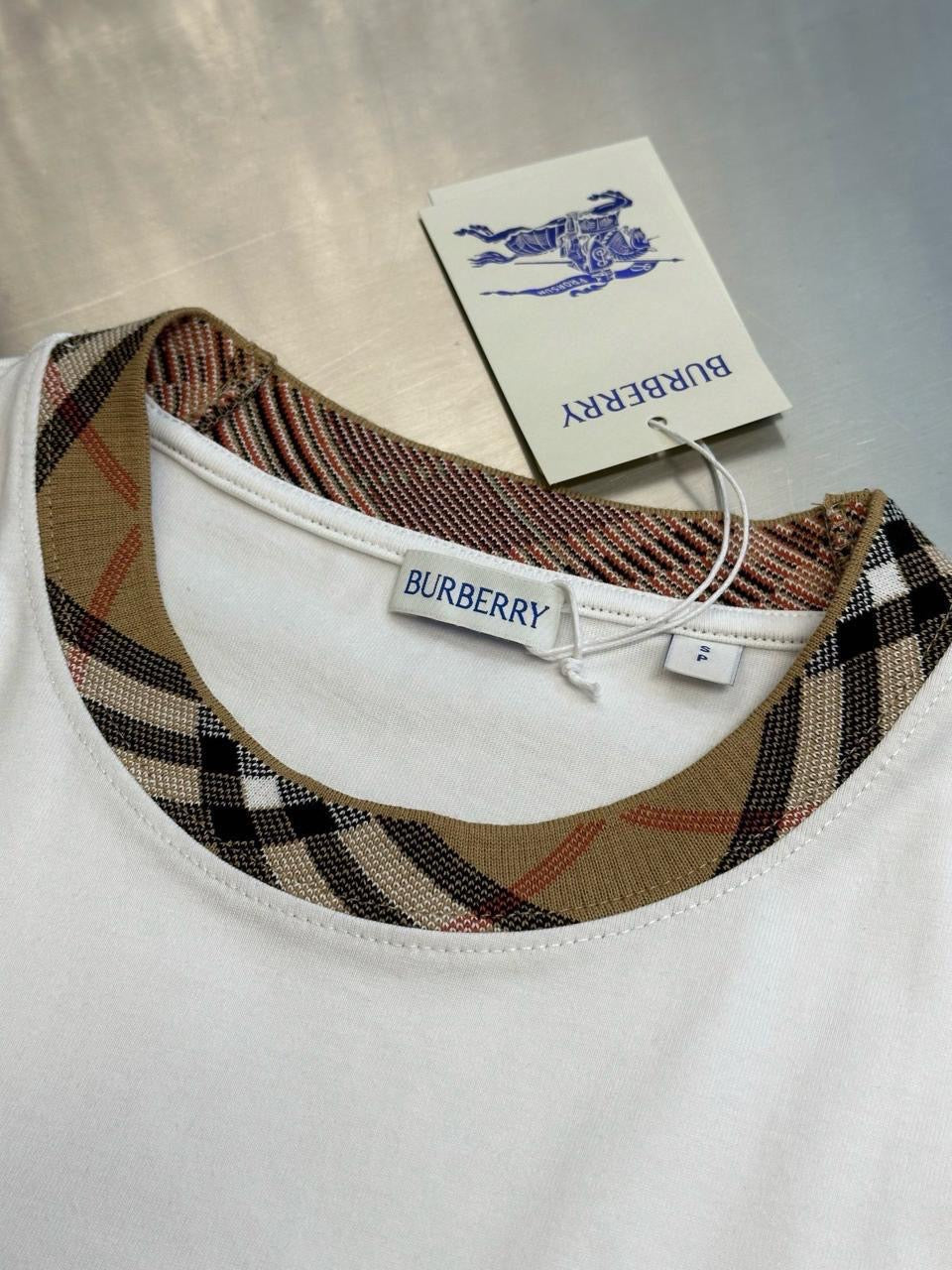 Burberry T-Shirt