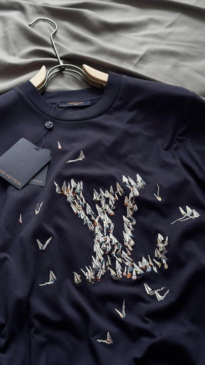 Louis Vuitton T-Shirt 2 colors