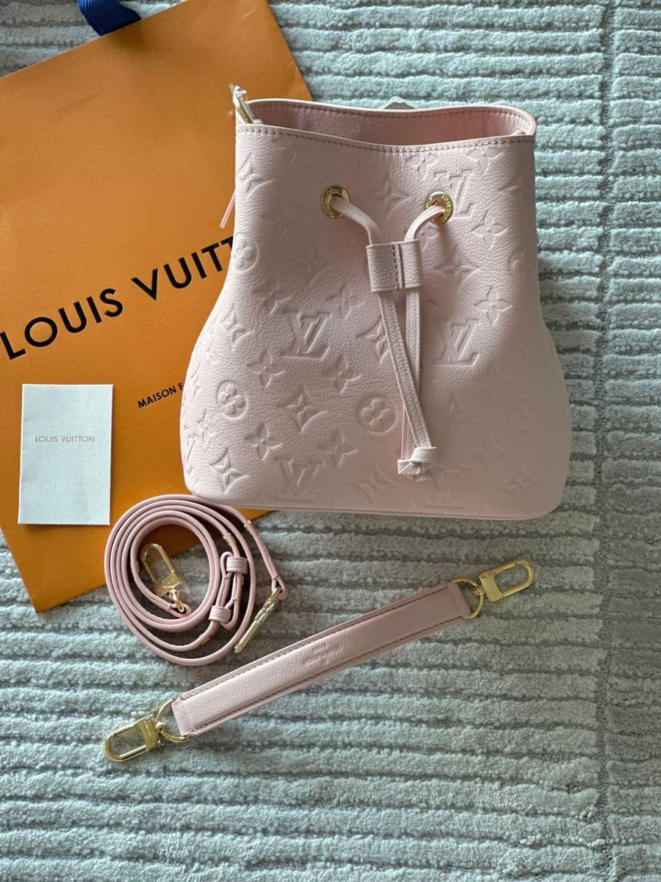 Louis Vuitton Sling Bag (VIP Quality)