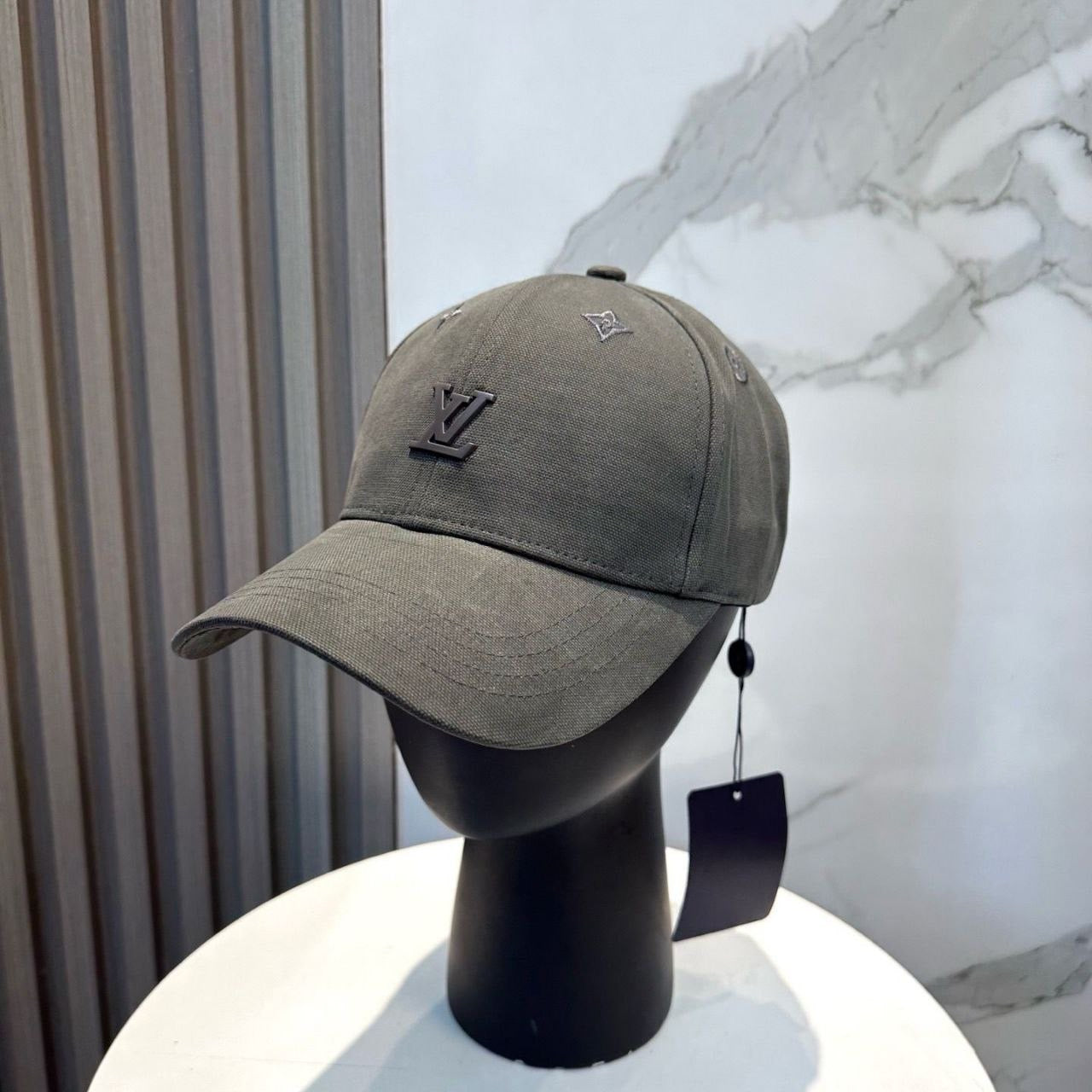 Louis Vuitton Cap