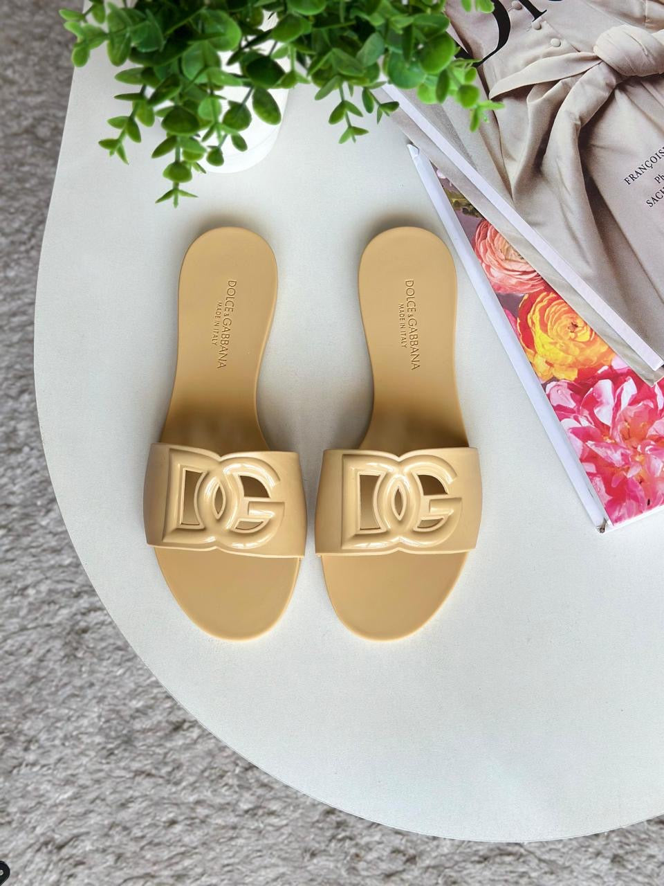 Dolce & Gabbana Slippers
