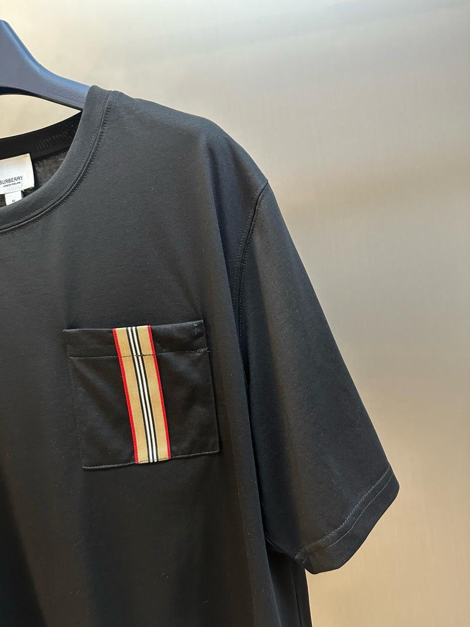 Burberry T-Shirt