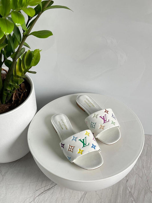 Louis Vuitton Slippers