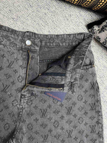 Louis Vuitton Jeans Pants
