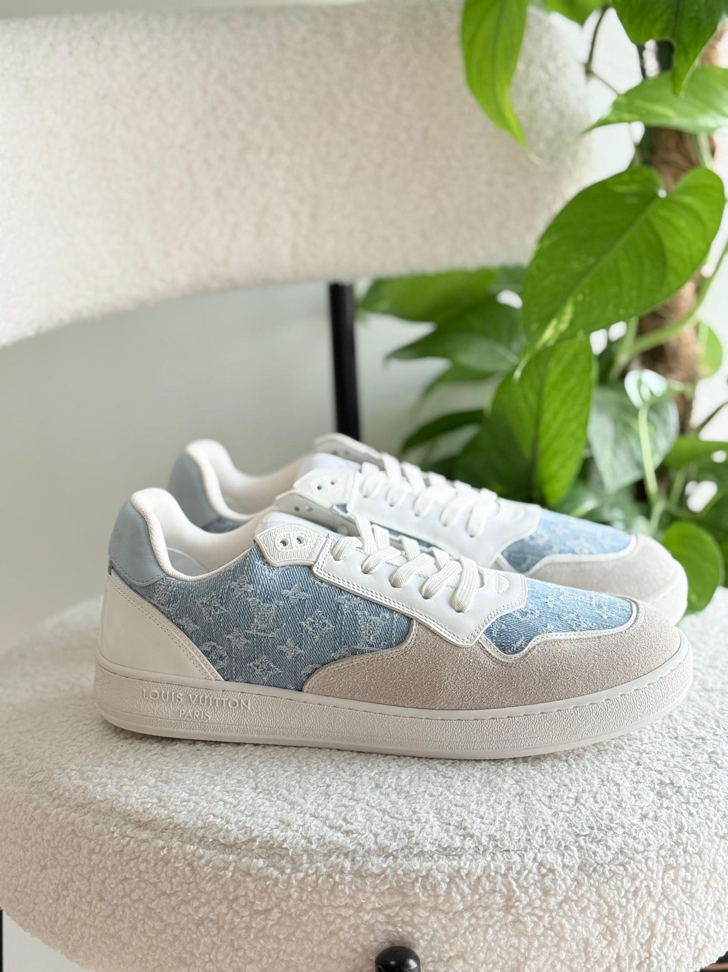 Louis Vuitton Sneakers