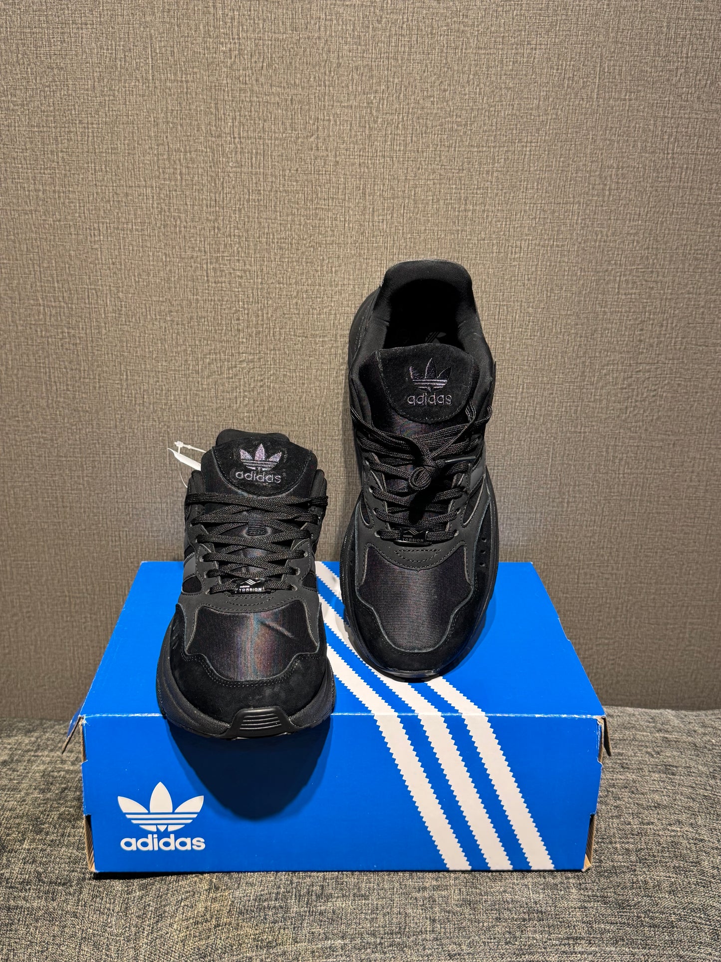 Adidas Retropy F90