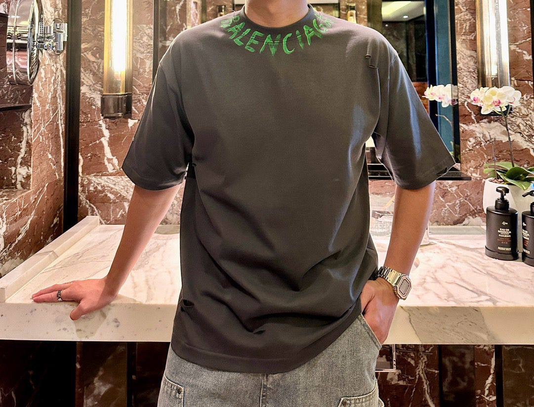 Balenciaga T-shirt 2 colors