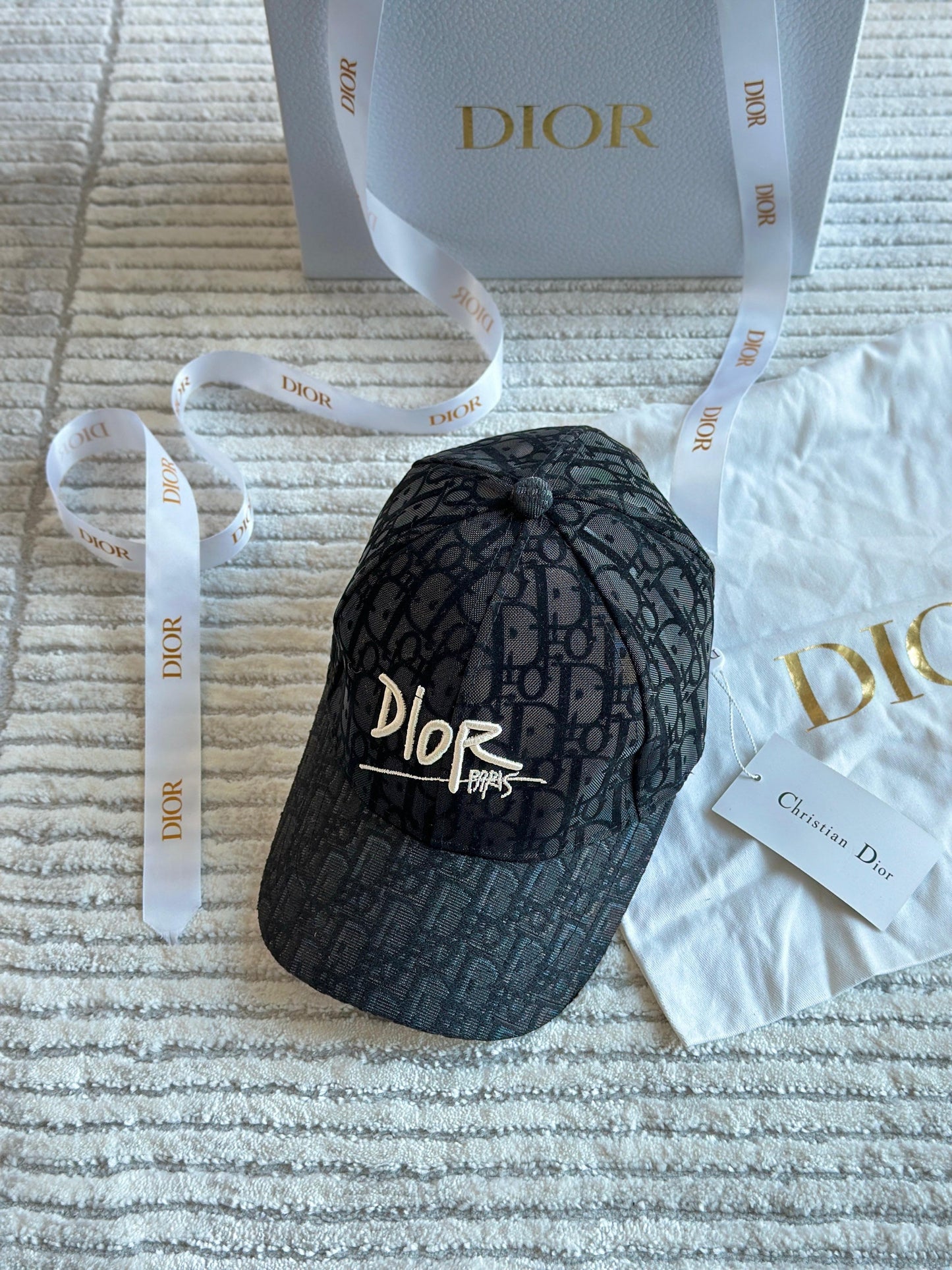 Dior caps 4 colors