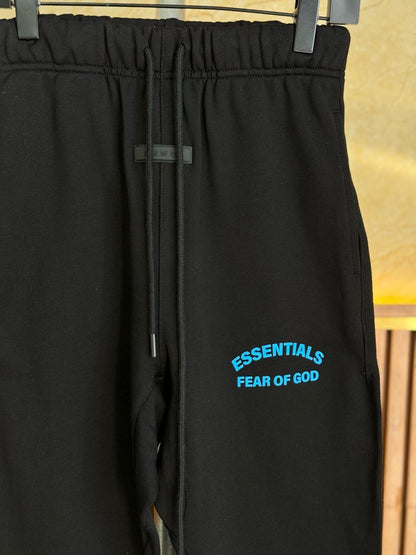 Essential Pants 2 Colors